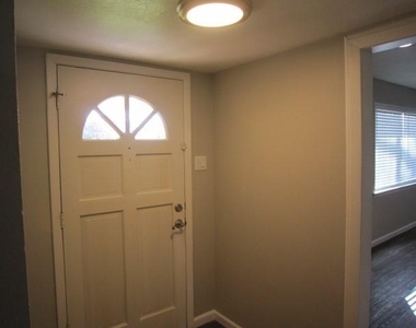 1610 Toplea Drive - Photo Thumbnail 6