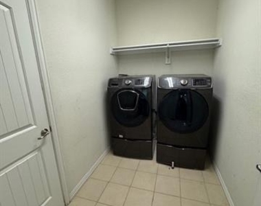 11505 Beckton Street - Photo Thumbnail 5