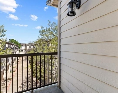 4830 Cedar Springs Road - Photo Thumbnail 17