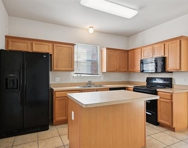 3019 Appaloosa Drive - Photo Thumbnail 8