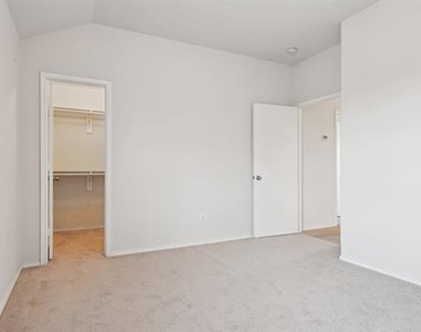 3019 Appaloosa Drive - Photo Thumbnail 25