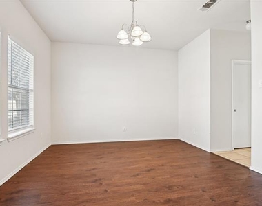 3019 Appaloosa Drive - Photo Thumbnail 6