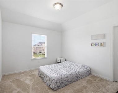 4504 Gilmer Drive - Photo Thumbnail 19