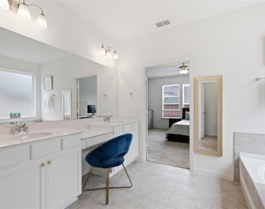 4504 Gilmer Drive - Photo Thumbnail 16