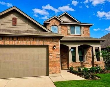 2316 Grant Park Way - Photo Thumbnail 1