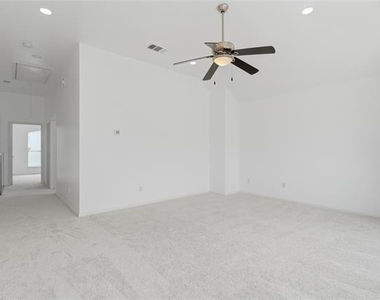 5001 Spicewood Drive - Photo Thumbnail 23