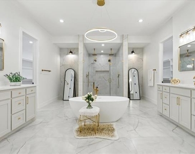 1750 Greenwood Court - Photo Thumbnail 20