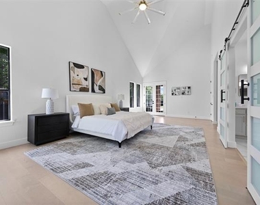 1750 Greenwood Court - Photo Thumbnail 19