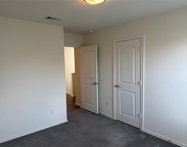 2237 Diamond Drive - Photo Thumbnail 29