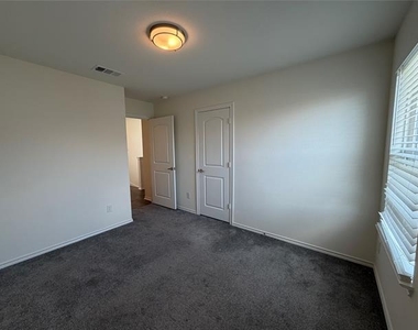 2237 Diamond Drive - Photo Thumbnail 28