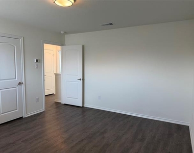 2237 Diamond Drive - Photo Thumbnail 31