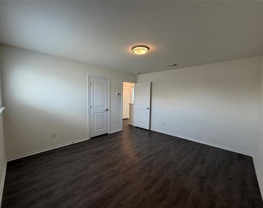 2237 Diamond Drive - Photo Thumbnail 32