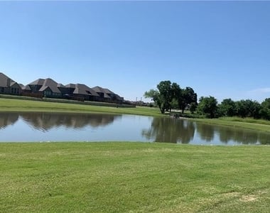 4303 Oak Bluff Drive - Photo Thumbnail 39