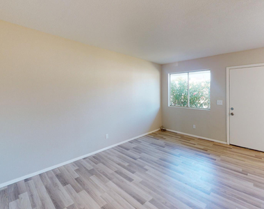 960 S Mara Drive - Photo Thumbnail 10