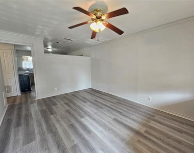 119 Palm Oak Drive - Photo Thumbnail 2