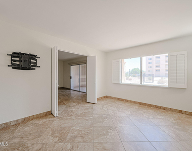 7920 E Camelback Road - Photo Thumbnail 15