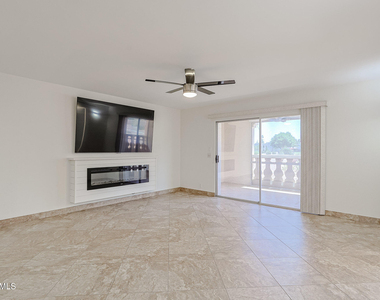 7920 E Camelback Road - Photo Thumbnail 10