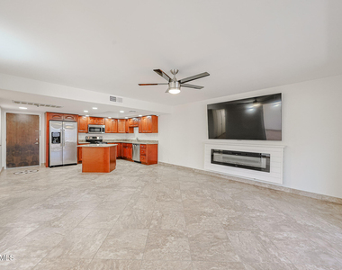7920 E Camelback Road - Photo Thumbnail 8
