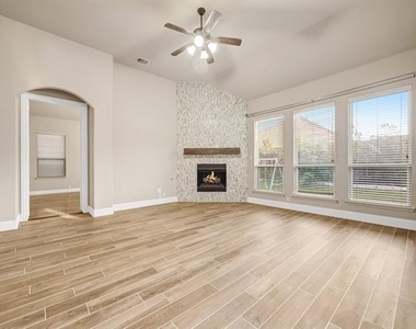 2412 Kemerton - Photo Thumbnail 10