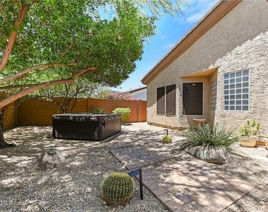 22503 N 76th Place N - Photo Thumbnail 21