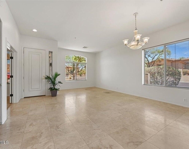 22503 N 76th Place N - Photo Thumbnail 5