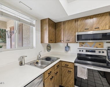 4150 E Cactus Road - Photo Thumbnail 3