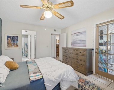 4150 E Cactus Road - Photo Thumbnail 5