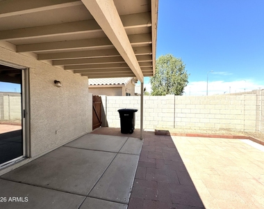 629 N Kenneth Place - Photo Thumbnail 22