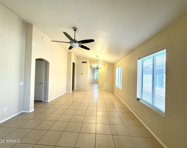 629 N Kenneth Place - Photo Thumbnail 7