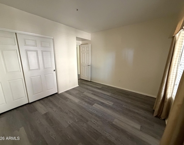 7008 E Gold Dust Avenue - Photo Thumbnail 9