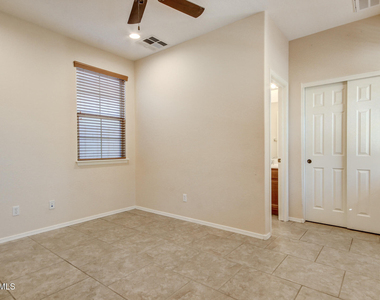 21158 W Sycamore Drive - Photo Thumbnail 10