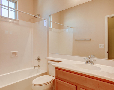 21158 W Sycamore Drive - Photo Thumbnail 16