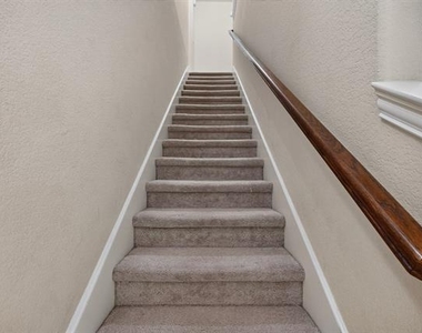 8712 San Bernard Street - Photo Thumbnail 3