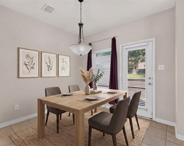 8712 San Bernard Street - Photo Thumbnail 6