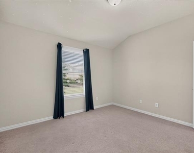 8712 San Bernard Street - Photo Thumbnail 26