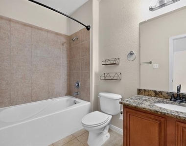 8712 San Bernard Street - Photo Thumbnail 21