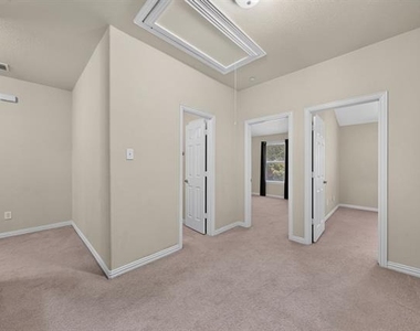 8712 San Bernard Street - Photo Thumbnail 24