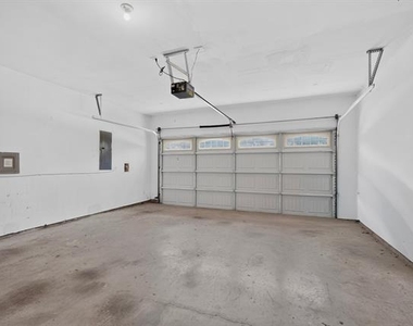 8712 San Bernard Street - Photo Thumbnail 34