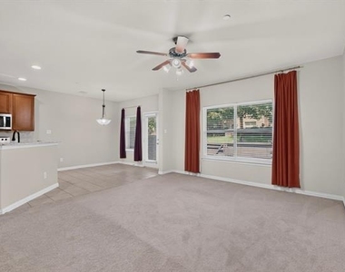 8712 San Bernard Street - Photo Thumbnail 5