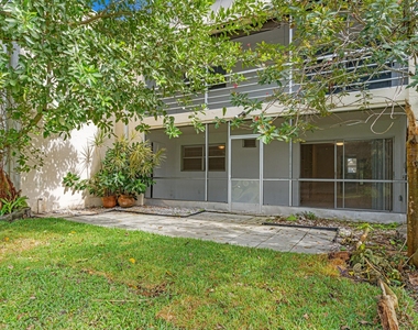 10693 N Military Trail - Photo Thumbnail 25