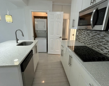 914 Ne 15th Avenue - Photo Thumbnail 5