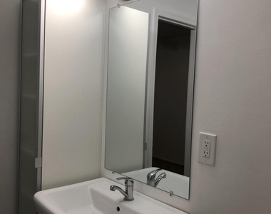 2020 S Granada Drive - Photo Thumbnail 8