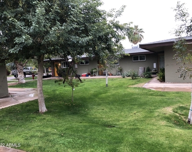 2020 S Granada Drive - Photo Thumbnail 16