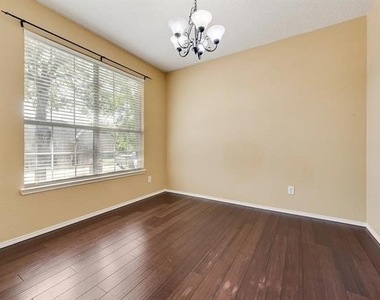 11520 Bermuda Way - Photo Thumbnail 2
