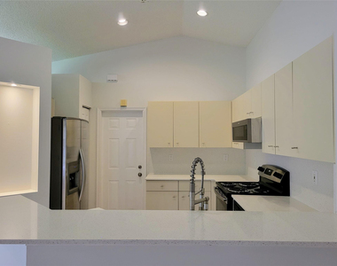 1409 Sabal Trail - Photo Thumbnail 3