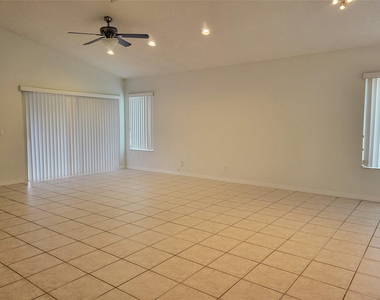 1409 Sabal Trail - Photo Thumbnail 6