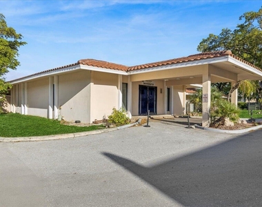 4156 Inverrary Drive - Photo Thumbnail 15