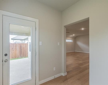257 Hope Orchards Drive - Photo Thumbnail 12