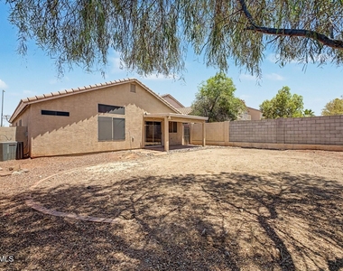 905 E Potter Drive - Photo Thumbnail 27