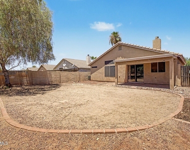 905 E Potter Drive - Photo Thumbnail 30